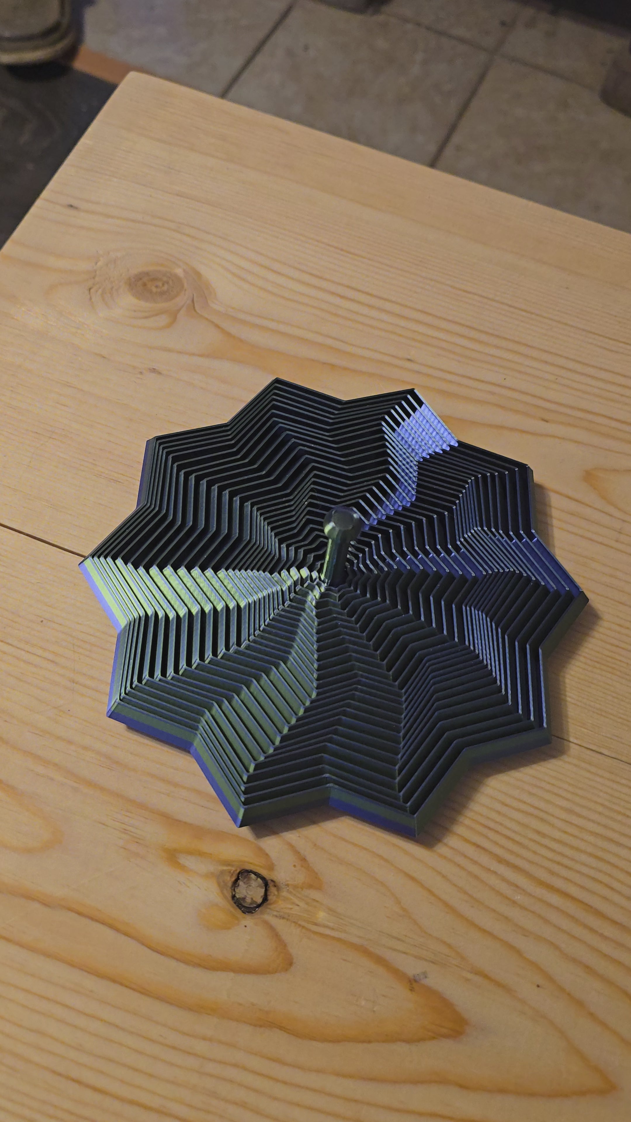 Fidget Multi-Point Star with Short Handle